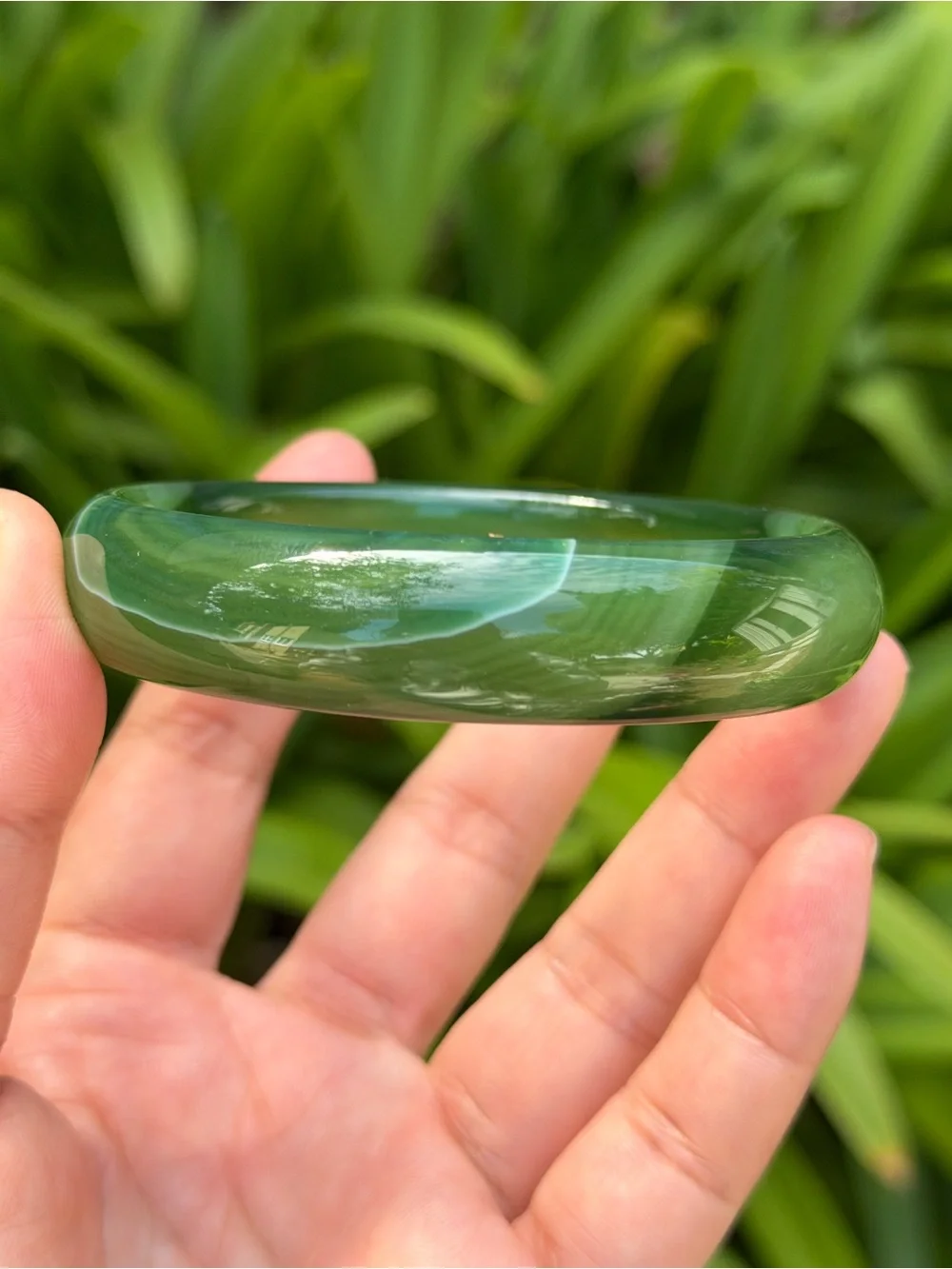 66.5mm inner diameter green banded agate bangle 1750